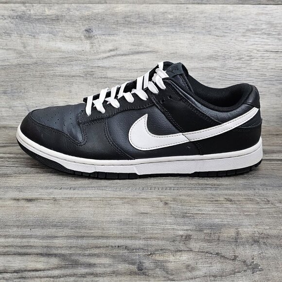 Athletic_Shoes